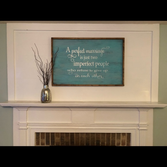 Wood sign - 38x35 - Picture 2 of 2